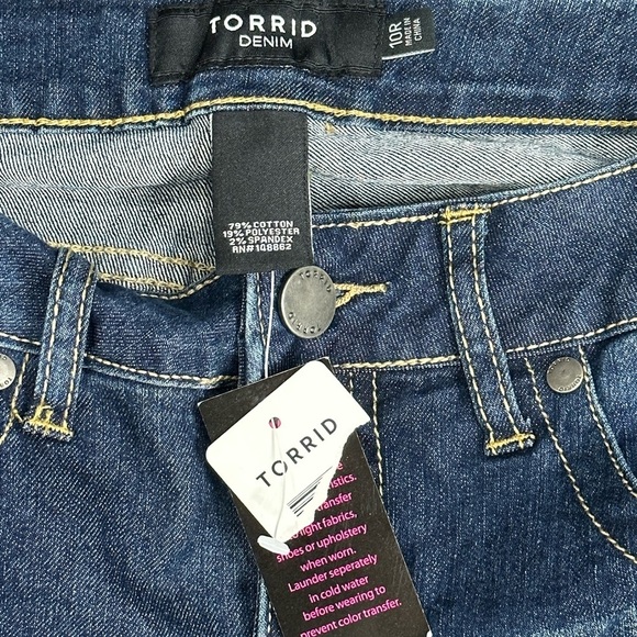 Womens Torrid 10 Regular Jeans Denim Dark Navy Blue Skinny Straight Stretch NWT - Picture 10 of 10
